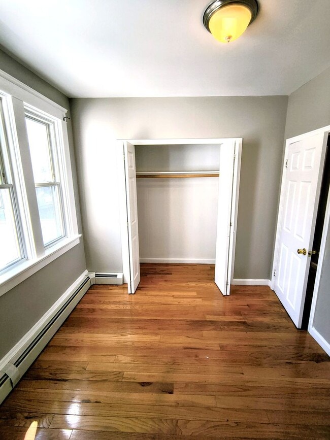 Building Photo - *****Cranston/Eden Park – Four Bed Duplex - $3,295*****