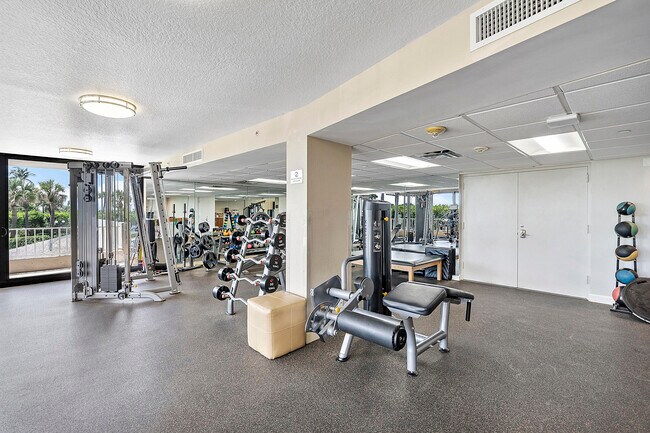 Building Photo - 3400 S Ocean Blvd