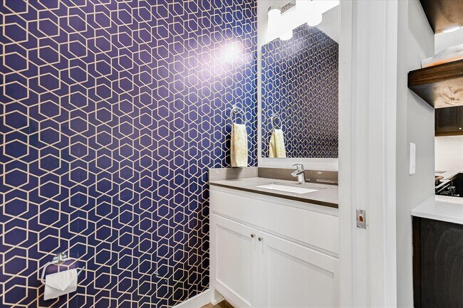 Building Photo - 2414 E Martin Luther King Jr Blvd