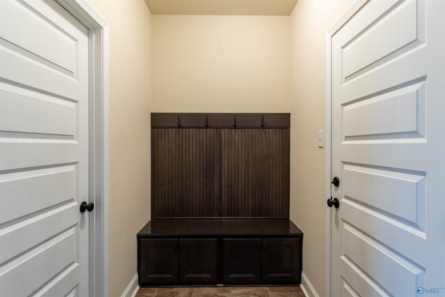 Building Photo - 17331 Fieldway Cir