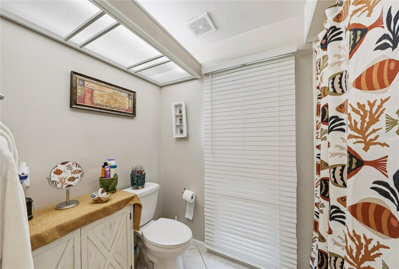 Building Photo - 2507 Bluegrass St