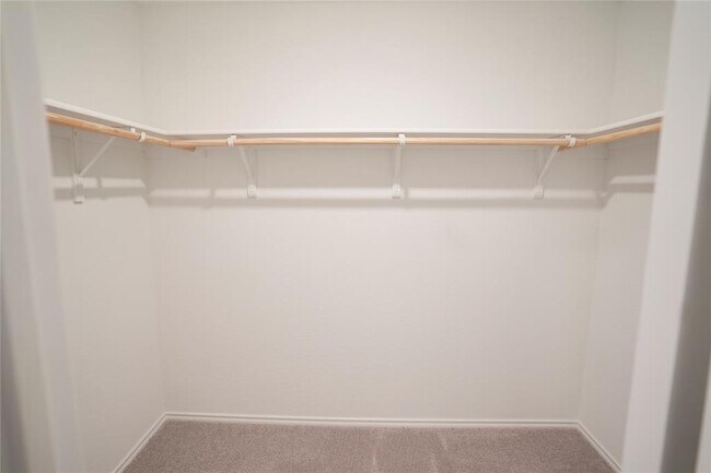 Building Photo - 360 Brannigan Dr