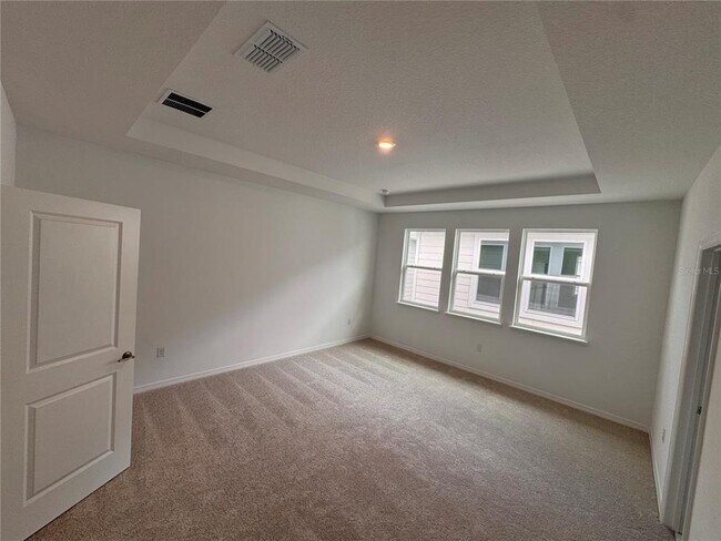Building Photo - 14727 Field Daisy Dr