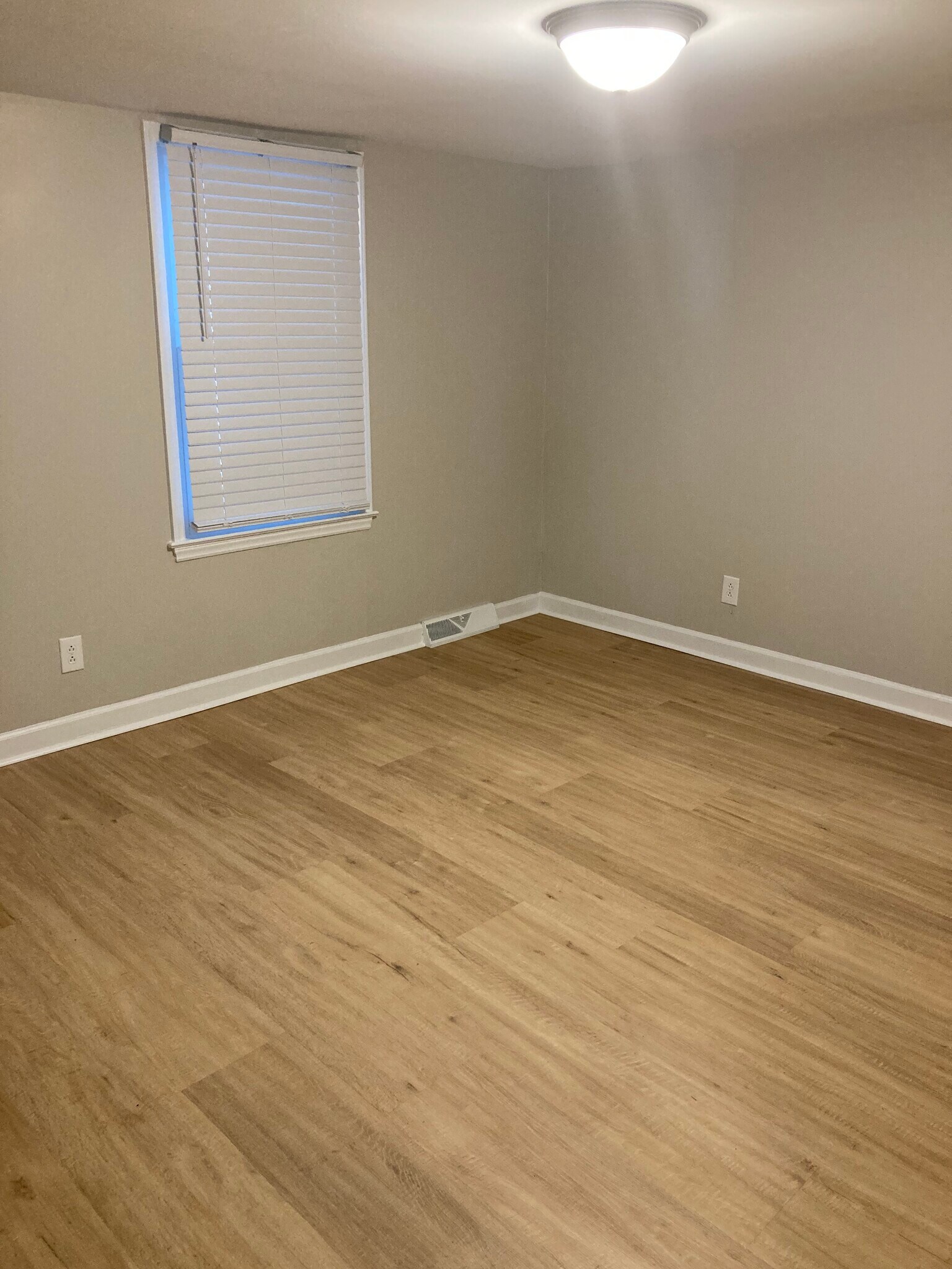 3rd bedroom - 1200 S Highland Ave