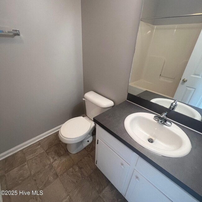 Building Photo - 2355 Vineyard Dr