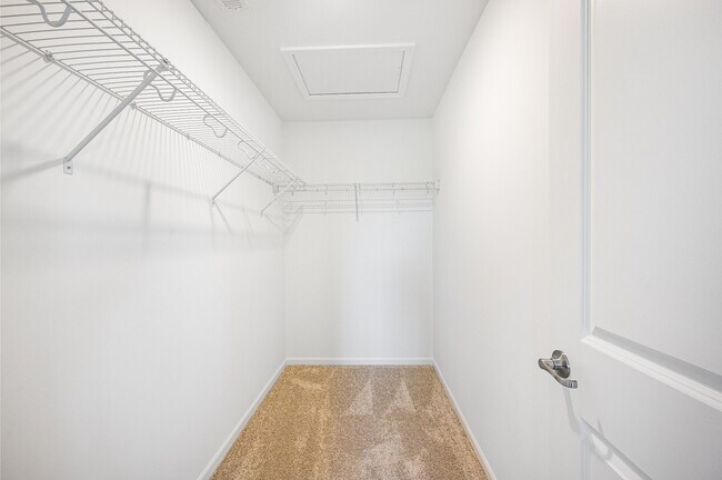 Building Photo - 1261 Glenmont St