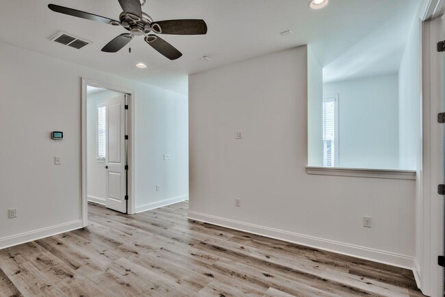 Building Photo - 25 Cambium Ct