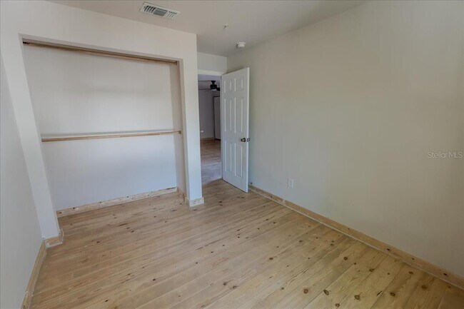 Building Photo - 2402 E M.L.K. Jr Blvd