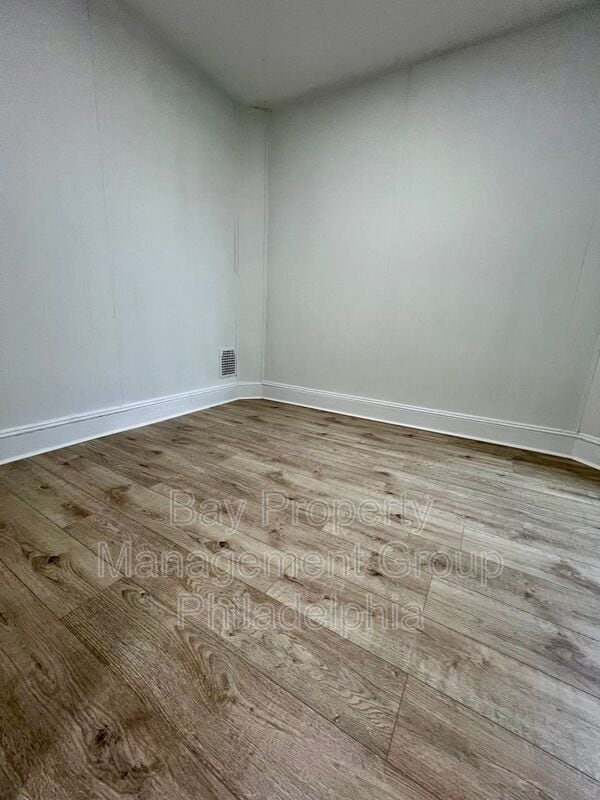 Building Photo - 1917 S Cecil St