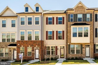 Building Photo - 3929 Small Roundtop Rd