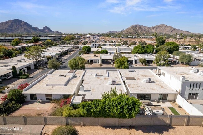 Building Photo - 6815 N 73rd St