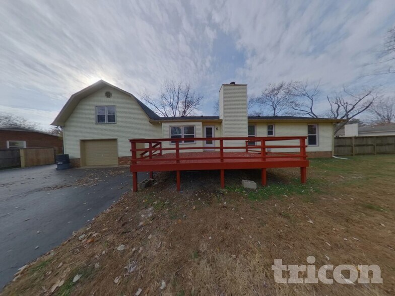 Building Photo - 1706 Deerrun Rd