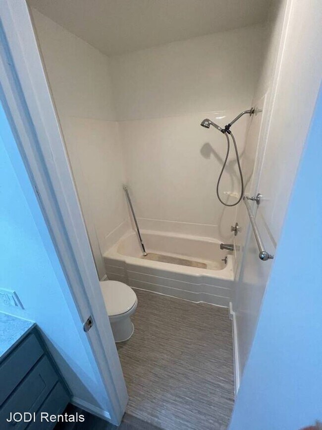 Building Photo - 1 br, 1 bath House - 380 Vallejo Drive Uni...