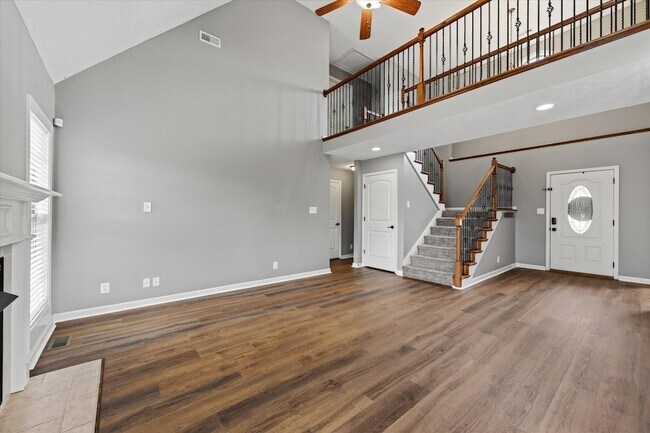 Building Photo - 1484 Apache Way