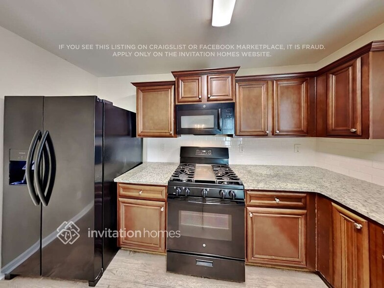 Building Photo - 209 Hidden Creek Point