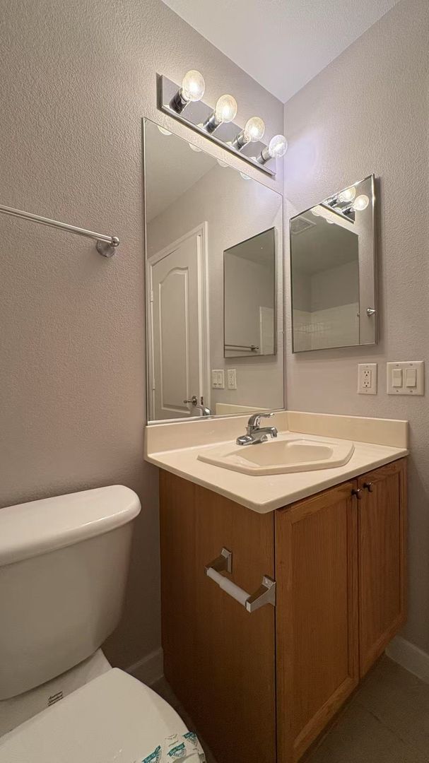 Building Photo - 6931 Night Bloom Ct