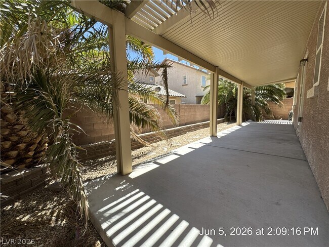 Building Photo - 3373 Osiana Ave