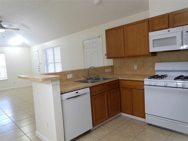Building Photo - 16327 Bettong Ct