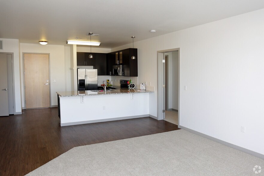 2BR, 2BA - 1093 SF - Block 32 at RiNo
