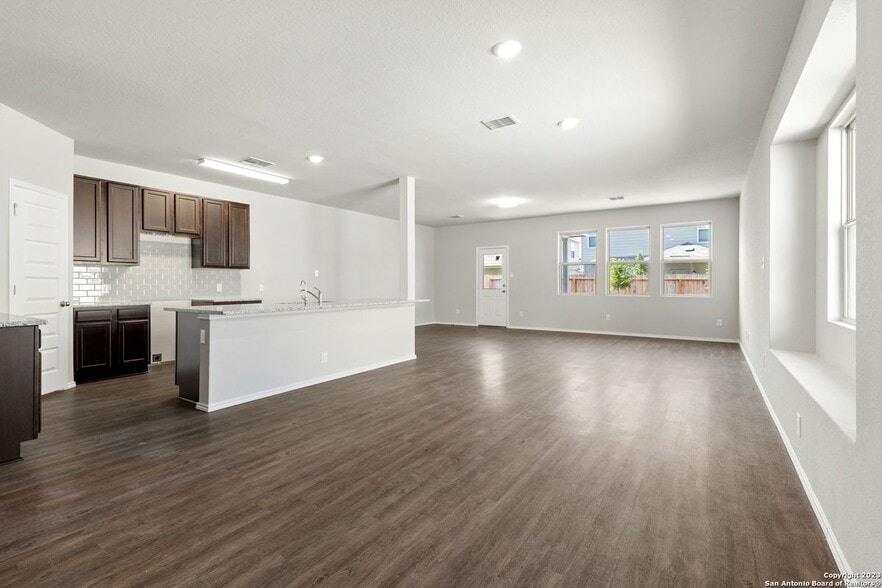 Building Photo - 2434 Dry Moss Way
