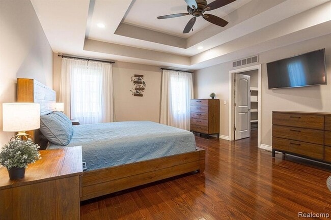 Building Photo - 4906 Stonehenge Dr