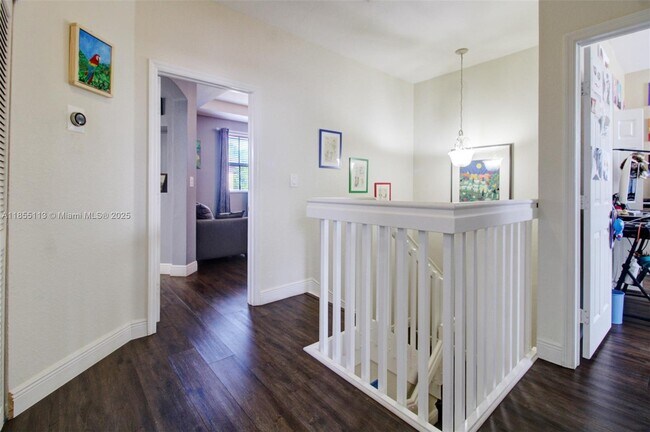 Building Photo - 12161 SW 123rd Pl
