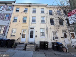 Building Photo - 134 W Airy St