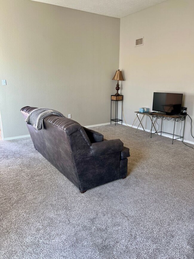 Building Photo - 5753 Pinon Altos Rd NW