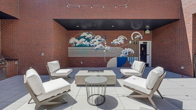 Building Photo - 955 Bannock St