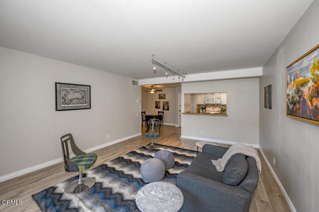 Building Photo - 5460 White Oak Ave