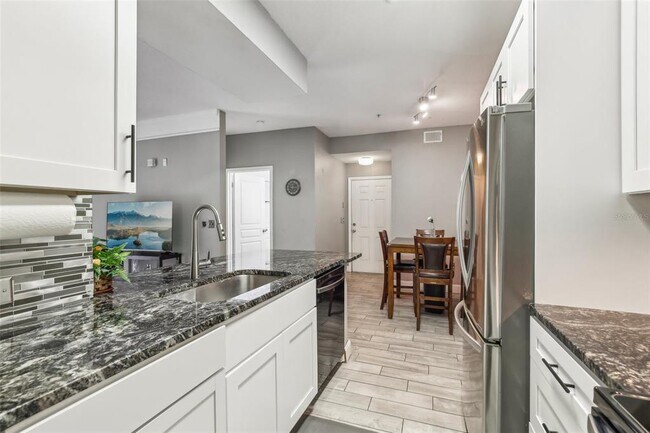 Building Photo - 17104 Carrington Park Dr