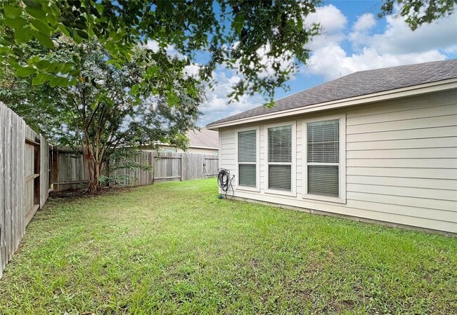 Building Photo - 27522 Gatlin Ln