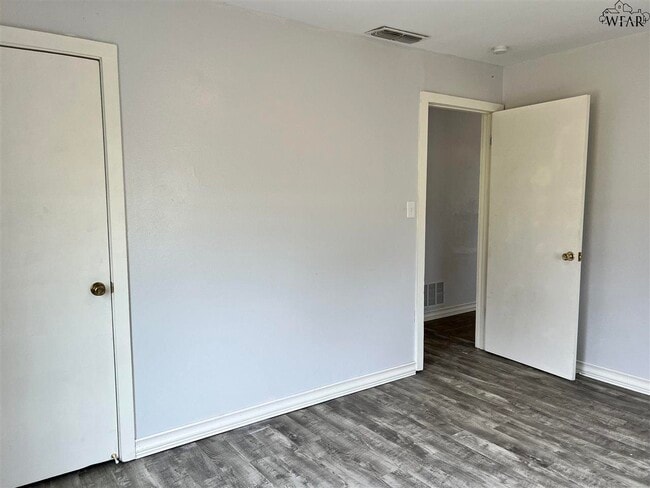 Building Photo - 202 FM 367