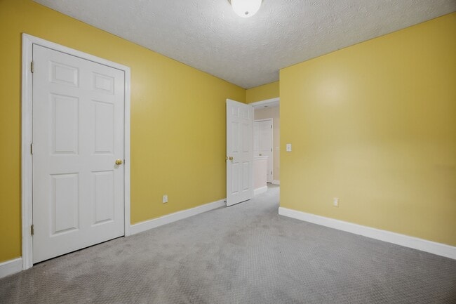 Building Photo - 5054 Lancashire Ct