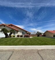Building Photo - 17612 El Cajon Dr