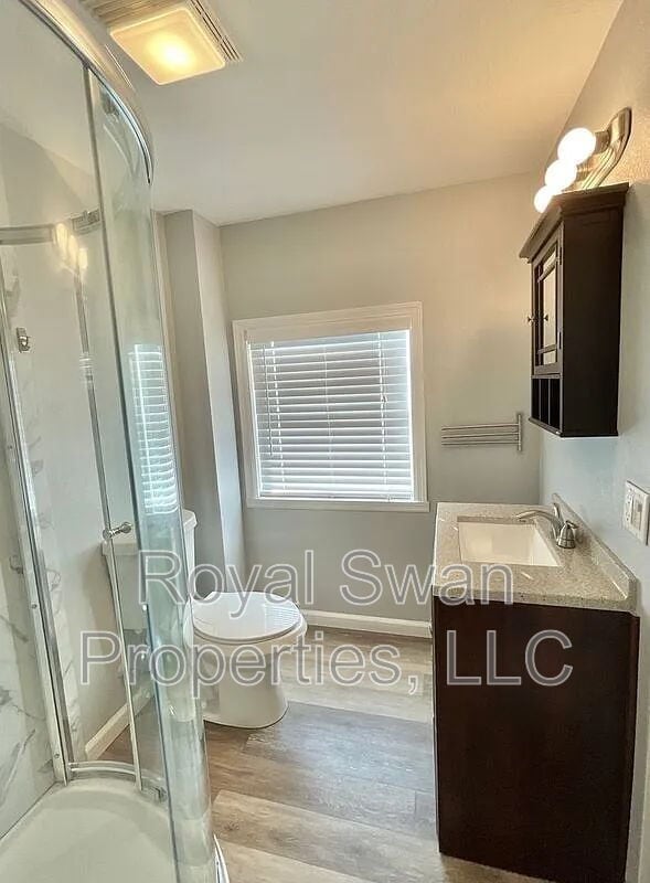 Building Photo - 114 Azalea St