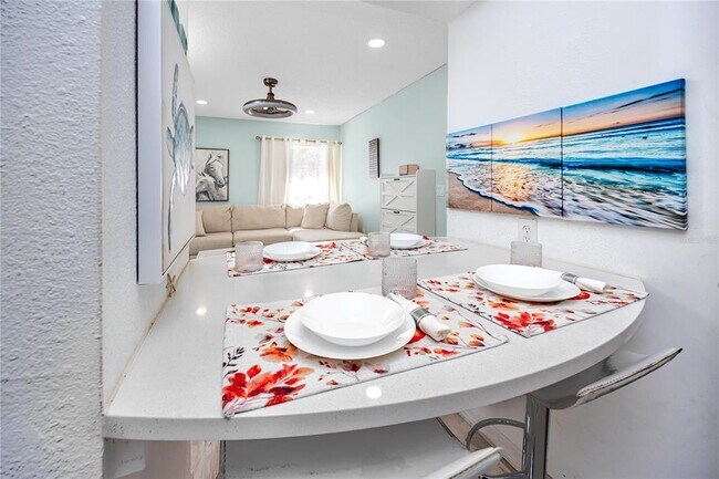 Building Photo - 607 Haven Pl