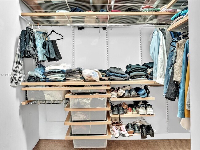 Building Photo - 4936 Whispering Way