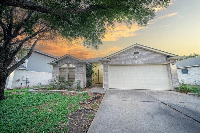 Building Photo - 3803 Top Rock Ln