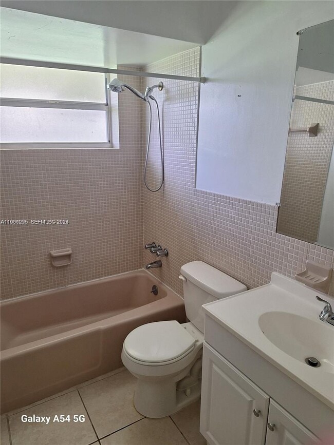 Building Photo - 710 NW 77th Way