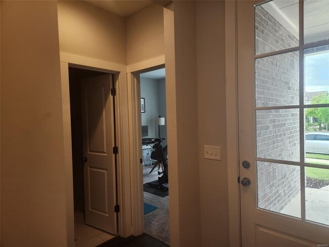 Building Photo - 1007 Old Quarters Rd