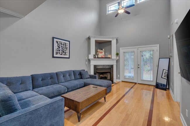 Building Photo - 942 Westland Ridge Rd