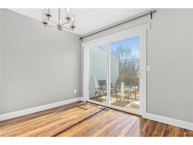 Building Photo - 7445 Borman Ave