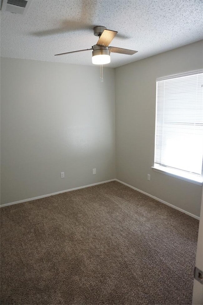 Building Photo - 1615 Whirlwind Trail