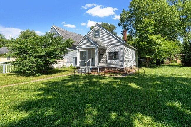Building Photo - Charming 3BR/1B Single-Family Home
