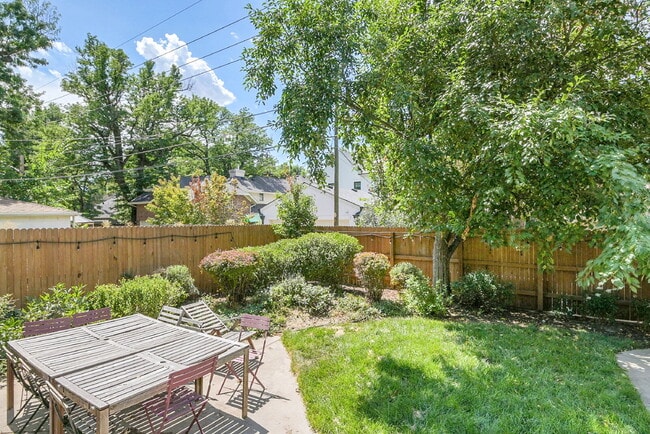 Building Photo - $4,595.95- 4 Bed, 3 Bath Home in Denver with Charming Updates!