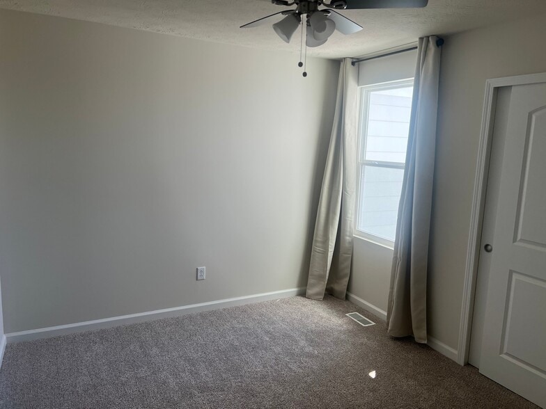 Building Photo - 7328 Selah Ln