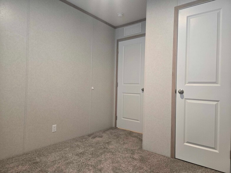 Building Photo - 52705 Van Buren Dr