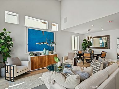 Building Photo - 603 Iris Ave