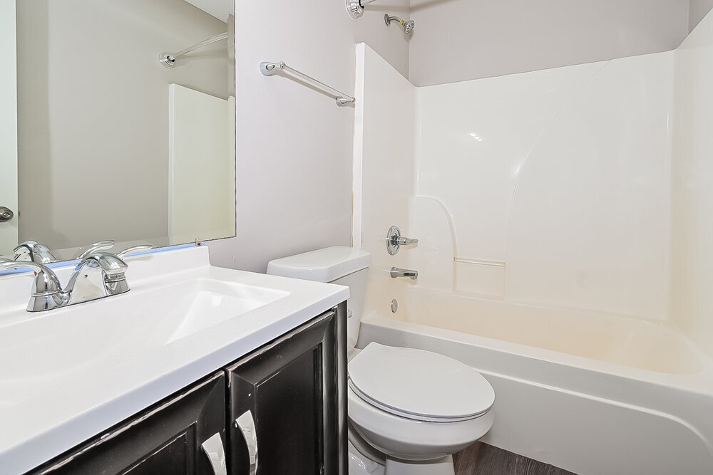 Building Photo - 1099 Cambrain Dr